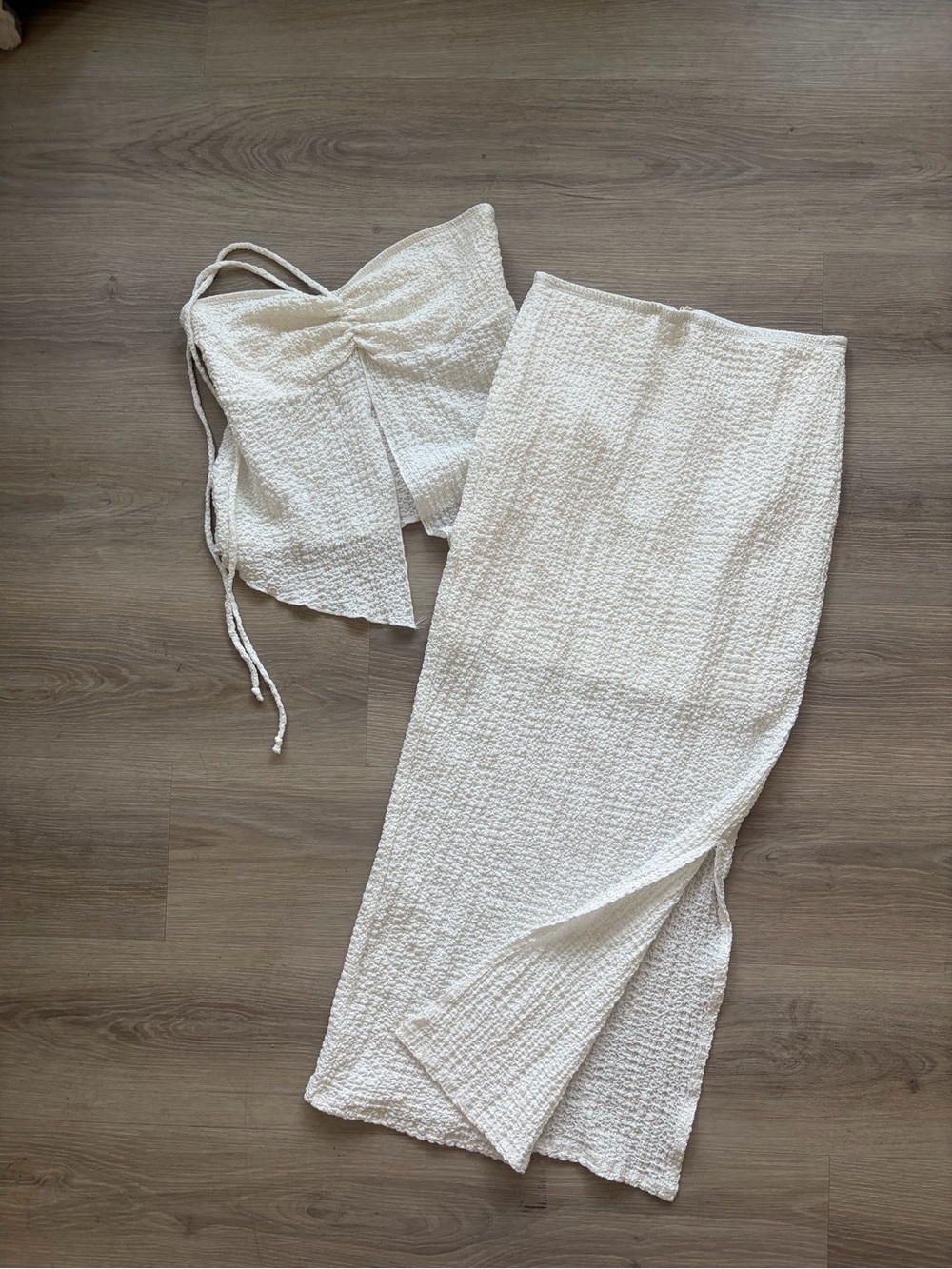 Two-Piece White Textured Skirt Set